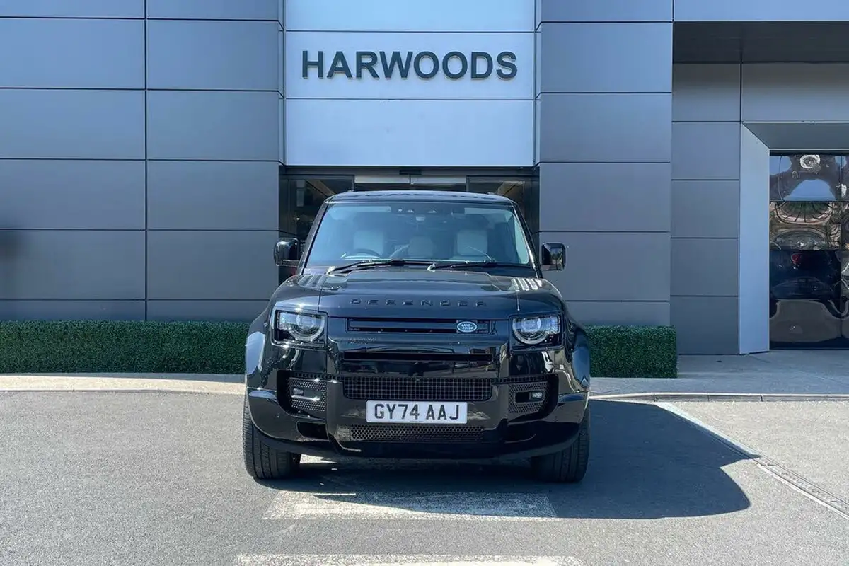 2024-land-rover-110-defender-30-d350-x-dynamic-hse-big-14