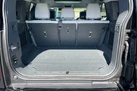 2024-land-rover-110-defender-30-d350-x-dynamic-hse-small-29
