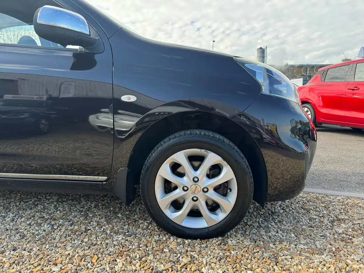 2016-nissan-micra-12-vibe-big-17