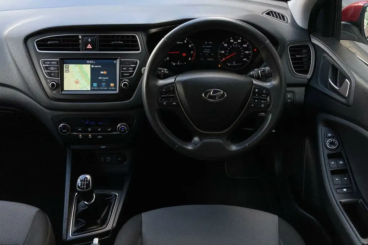 2019-hyundai-i20-10-t-gdi-premium-nav-isg-hatchback-5d-big-13
