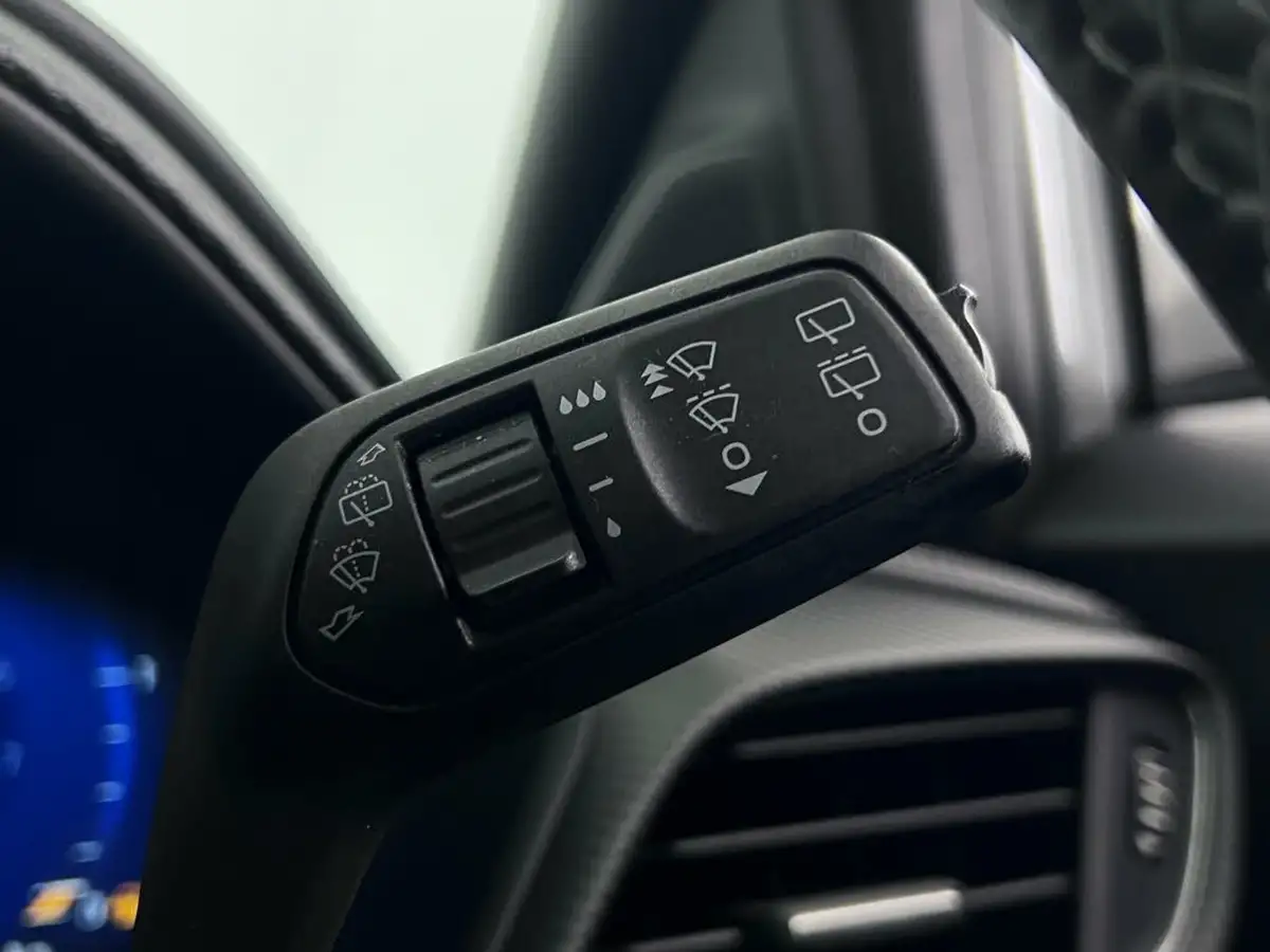 2020-ford-puma-suv-10-st-line-vignale-155ps-hybrid-mhev-big-21