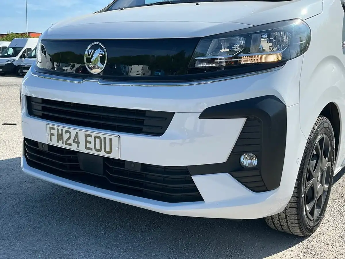 2024-vauxhall-vivaro-20td-xl-pro-big-15