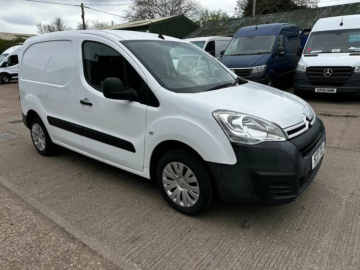 2017-citroen-berlingo-16td-l1-850-enterprise-special-edition-16bluehdi-100eu6-panel-big-10