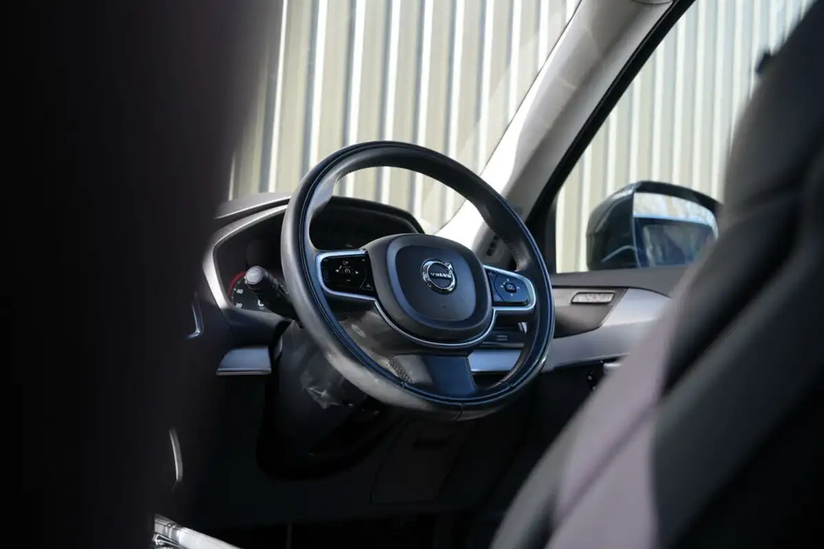 2022-volvo-xc90-20td-b5-momentum-big-38