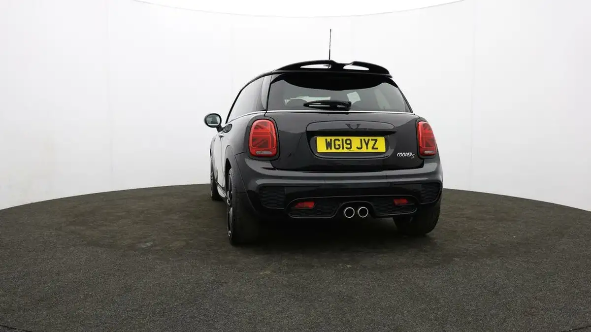 2019-mini-cooper-20-cooper-s-sport-189bhp-hatchback-3d-auto-big-9