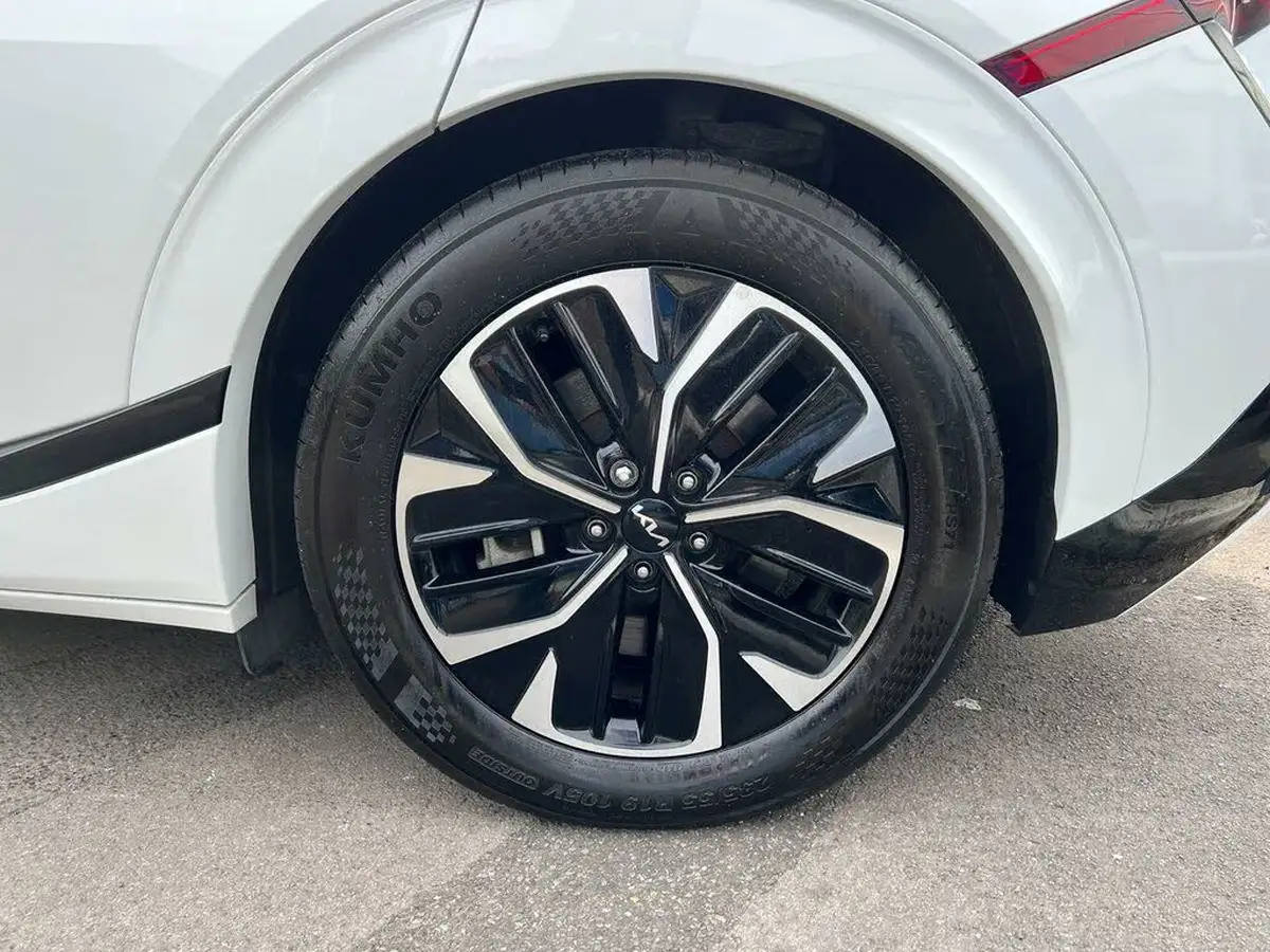 2022-kia-ev6-e-gt-line-320bhp-awd-heat-pump-big-22