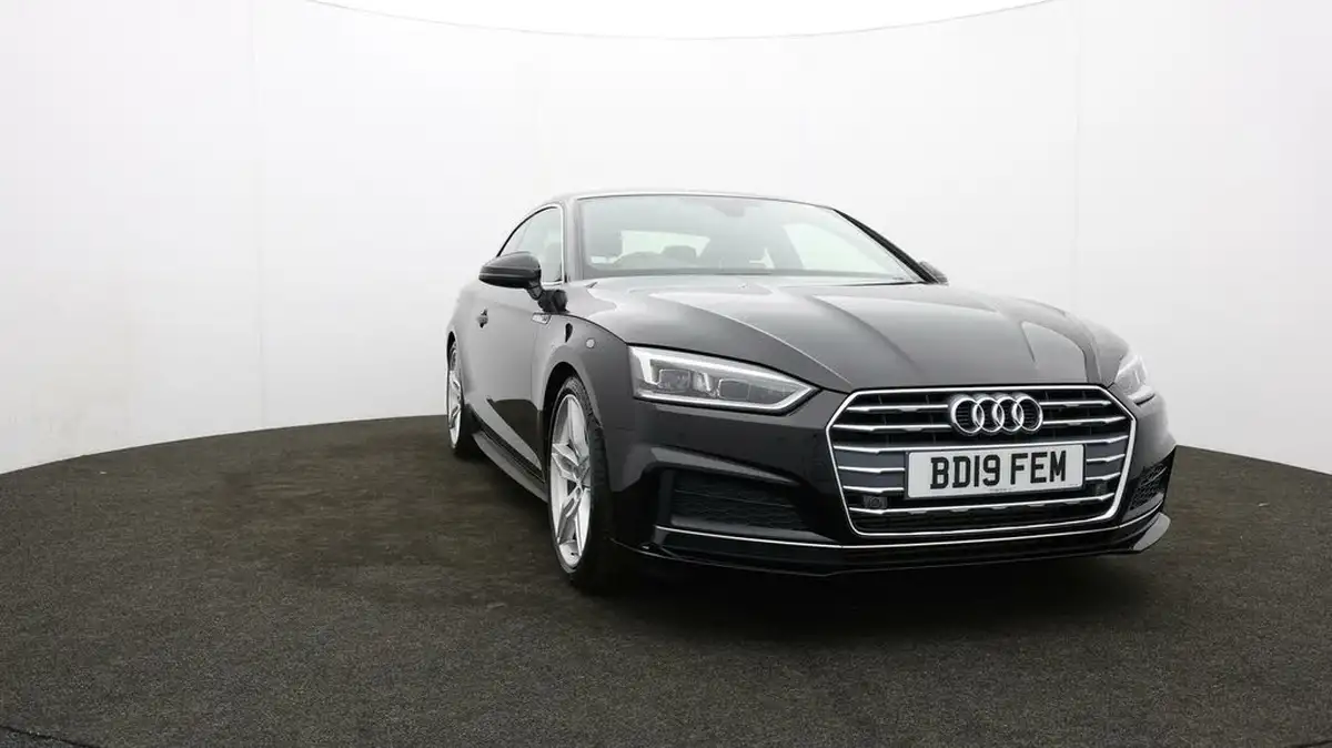 2019-audi-a5-20-35-tfsi-s-line-ss-coupe-2d-big-41