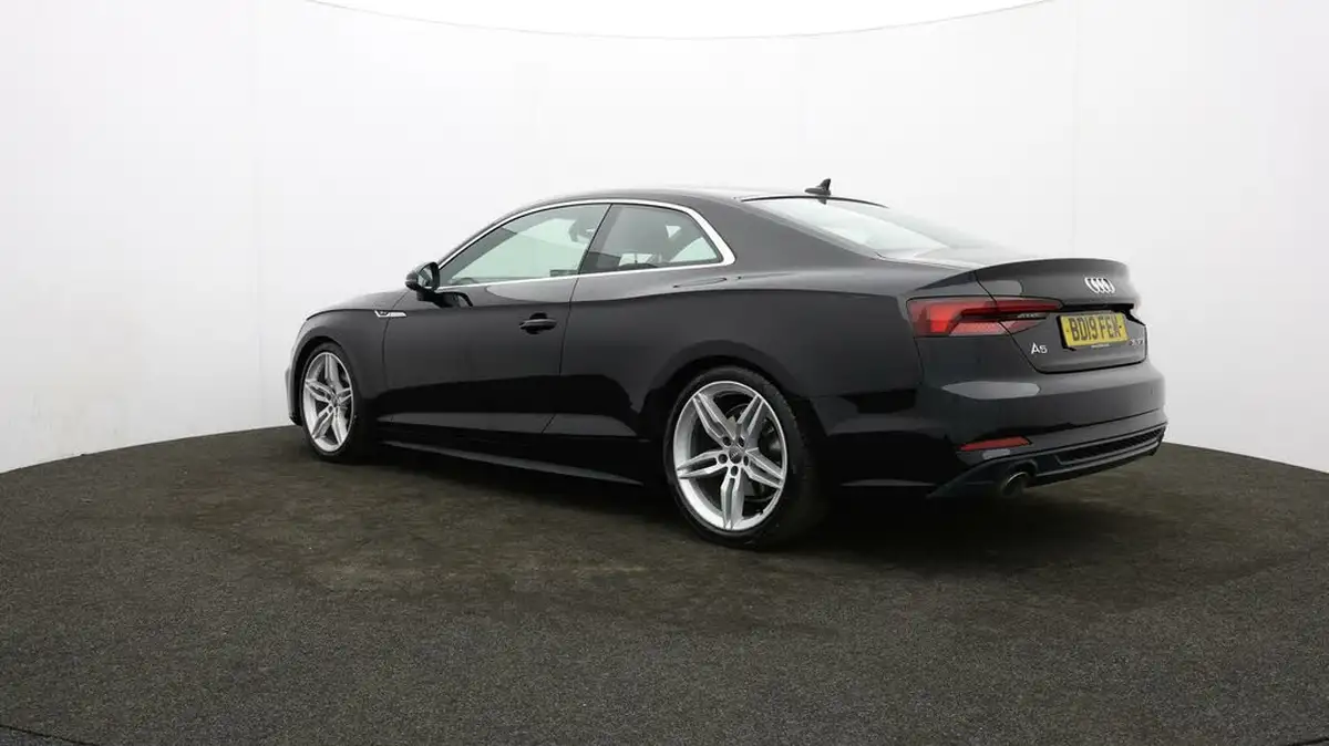 2019-audi-a5-20-35-tfsi-s-line-ss-coupe-2d-big-65