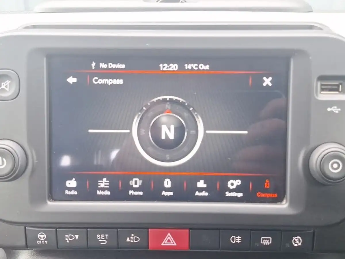 2022-fiat-panda-10-city-life-big-16