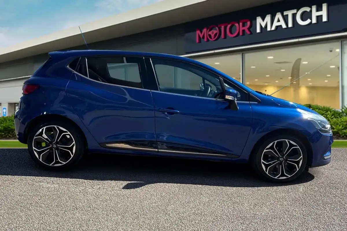2018-renault-clio-09-tce-iconic-90ps-big-2