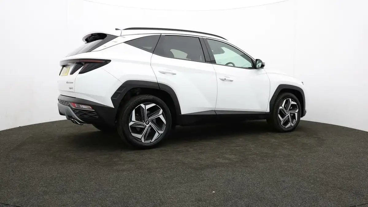 2023-hyundai-tucson-16-t-gdi-premium-230ps-hybrid-auto-big-27