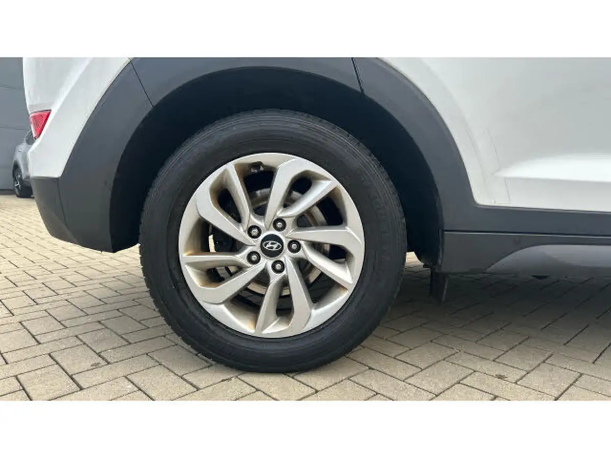 2017-hyundai-tucson-16-gdi-blue-drive-se-nav-big-6