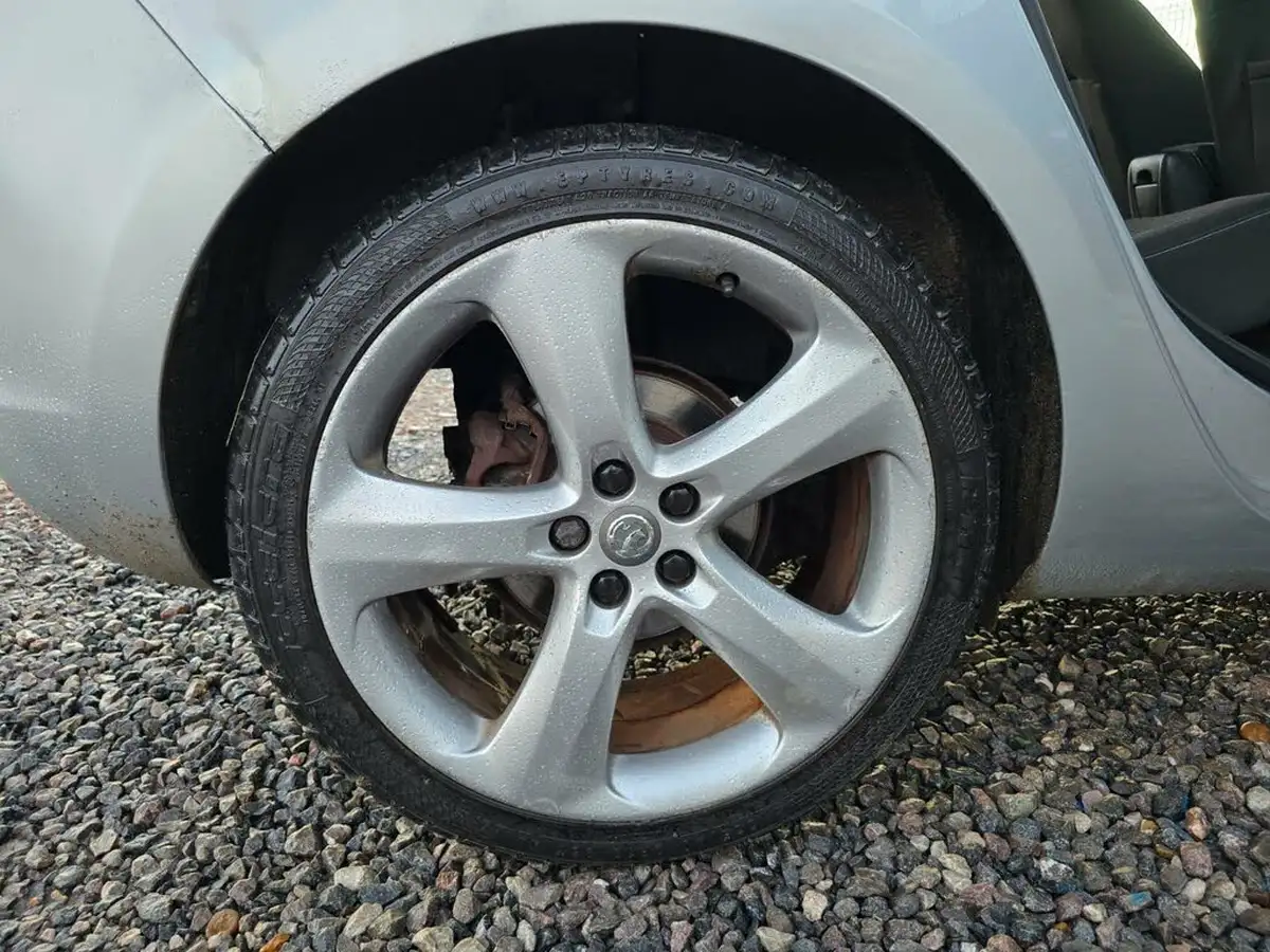 2010-vauxhall-astra-16-sri-16v-vvt-115ps-hatchback-5d-auto-big-30