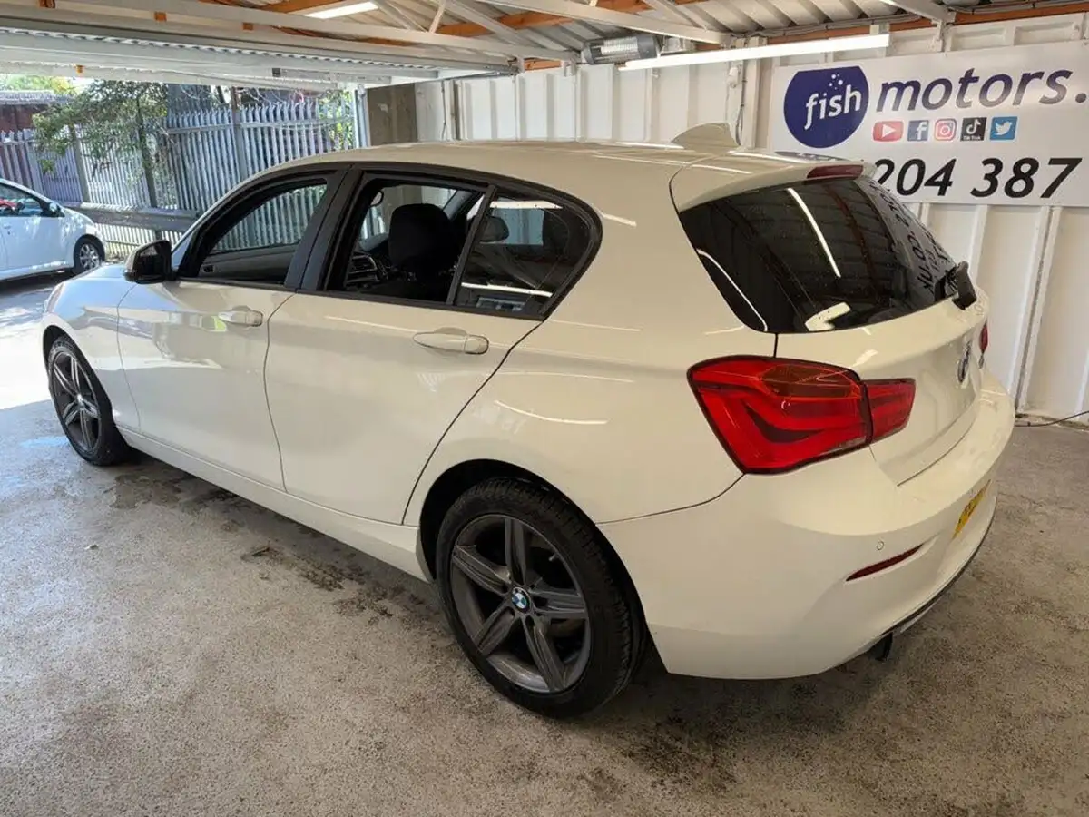 2017-bmw-1-series-15-118i-sport-5d-big-4