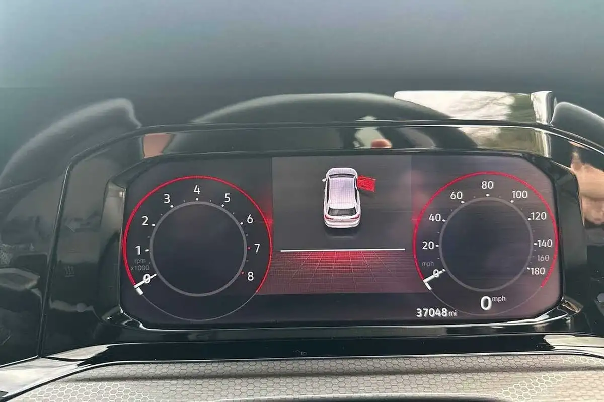 2021-volkswagen-golf-20-tsi-gti-dsg-big-15
