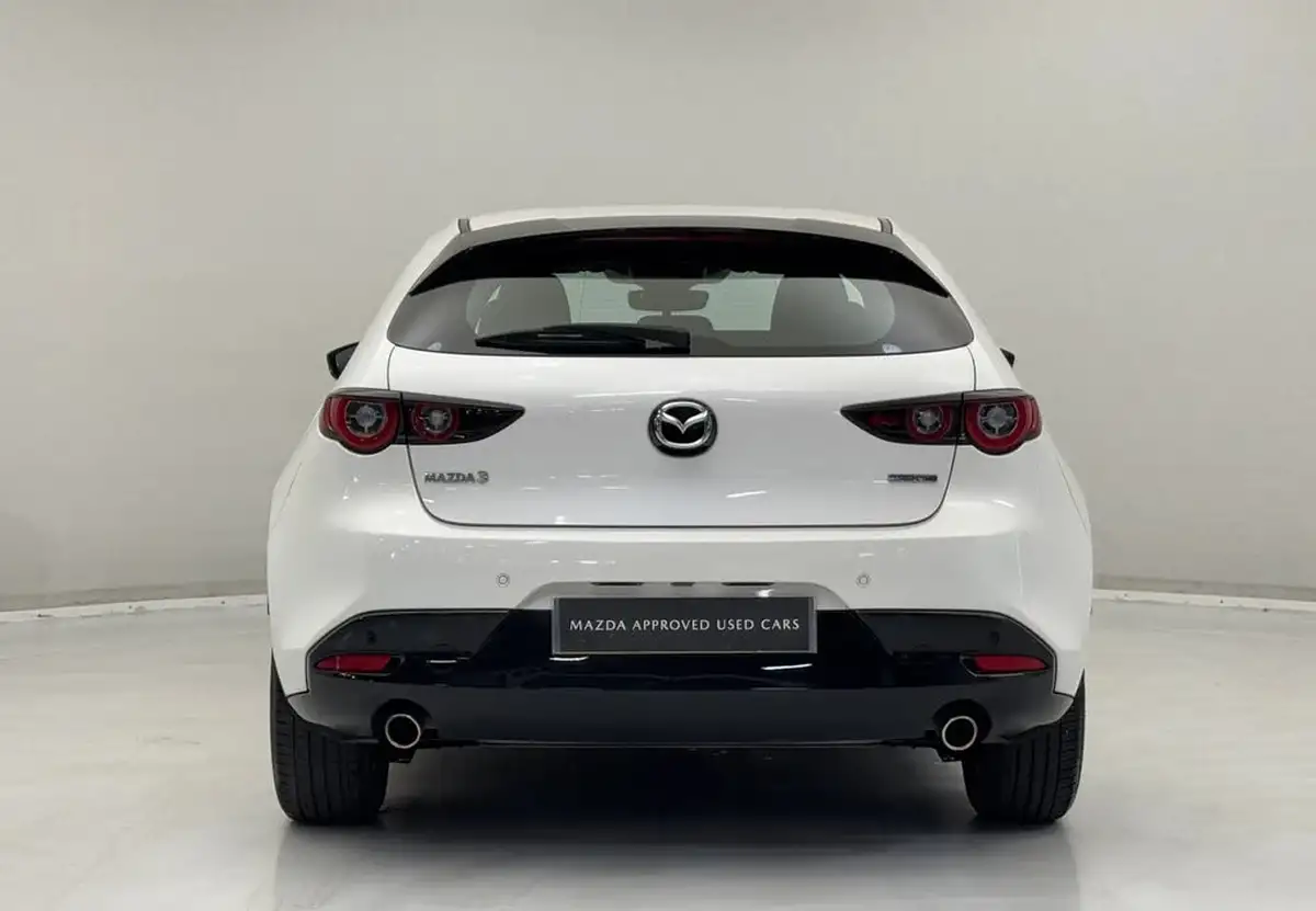 2022-mazda-mazda3-20-se-l-big-3