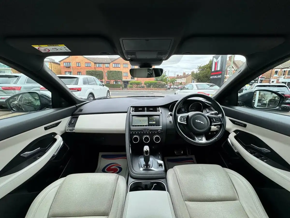 2018-jaguar-e-pace-20-i4d-r-dynamic-se-180ps-ss-big-13