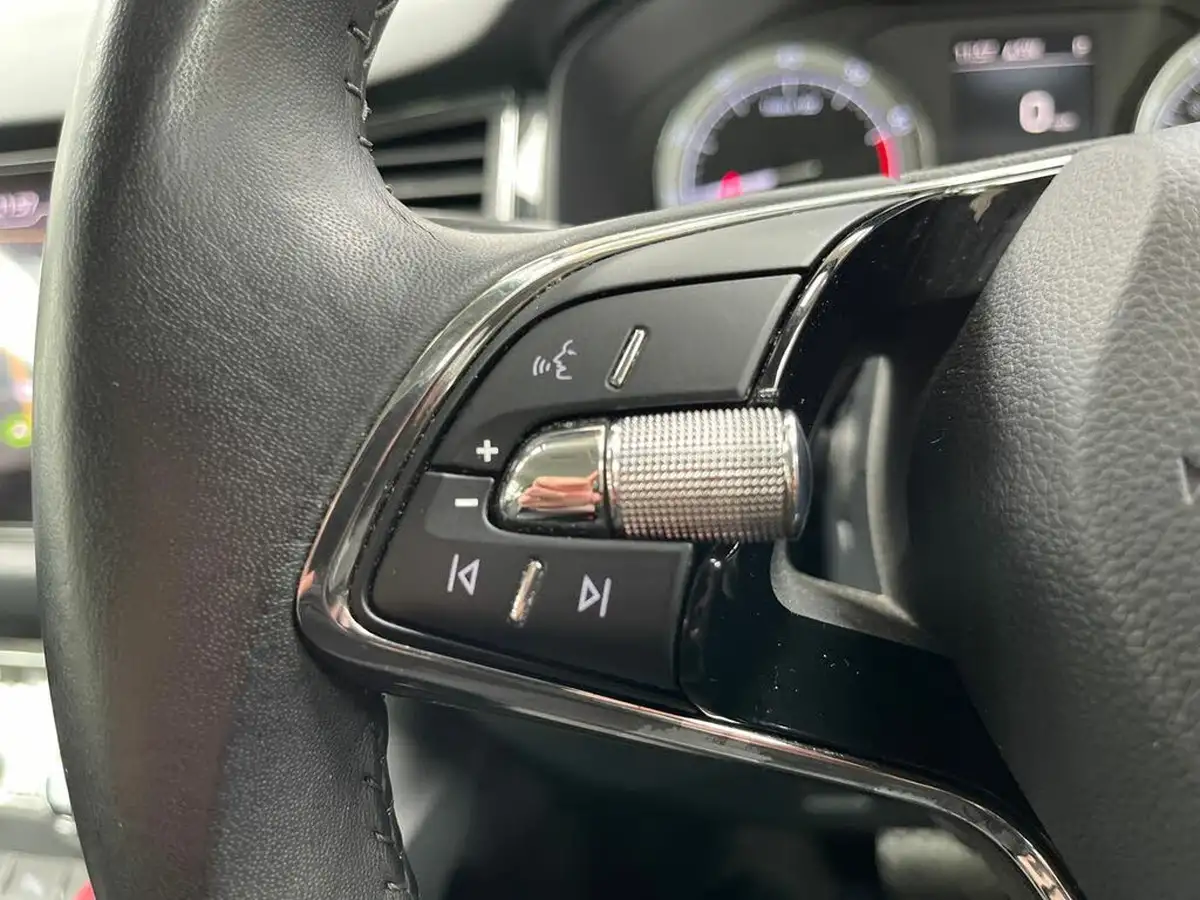 2021-skoda-kodiaq-15-tsi-se-l-dsg-big-23