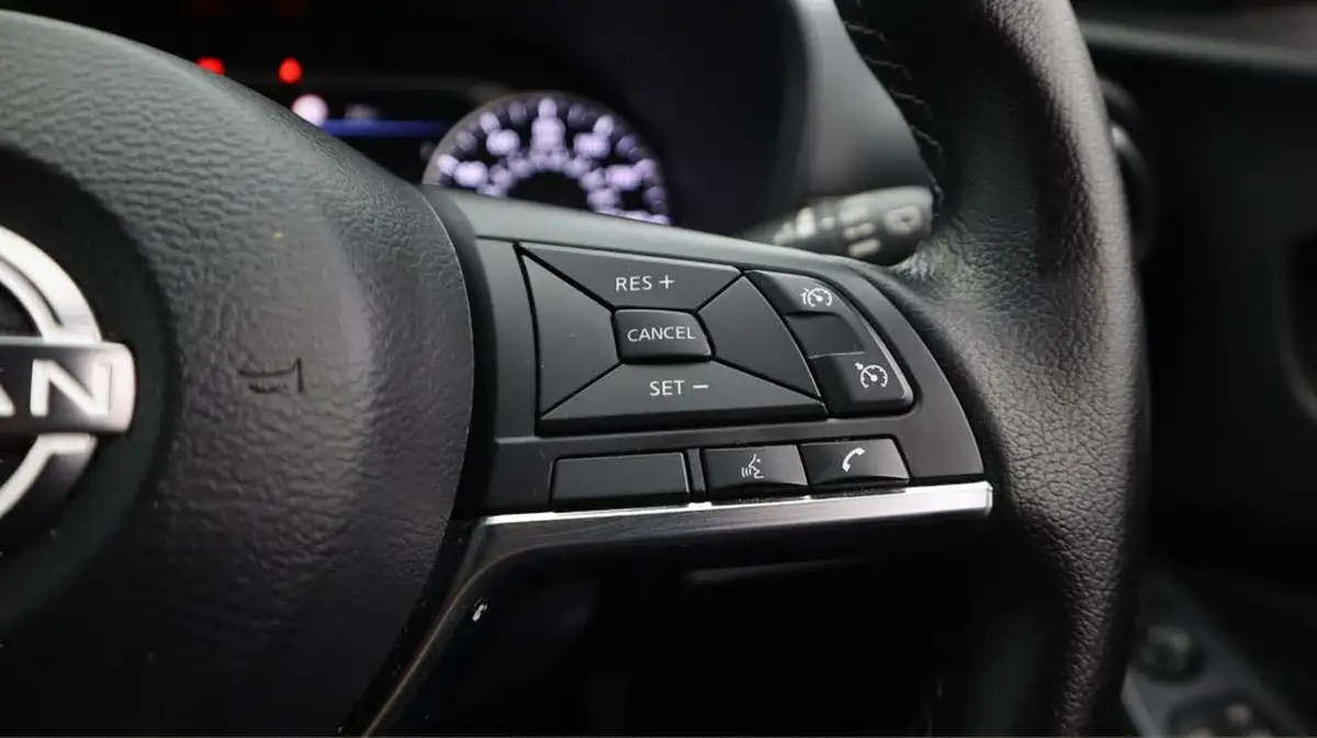 2024-nissan-juke-16-hybrid-n-connecta-big-26
