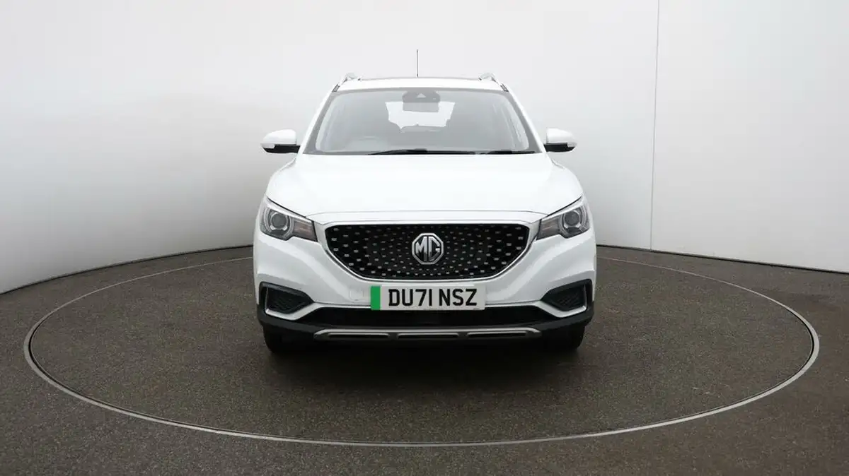 2021-mg-zs-suv-e-exclusive-ev-big-34