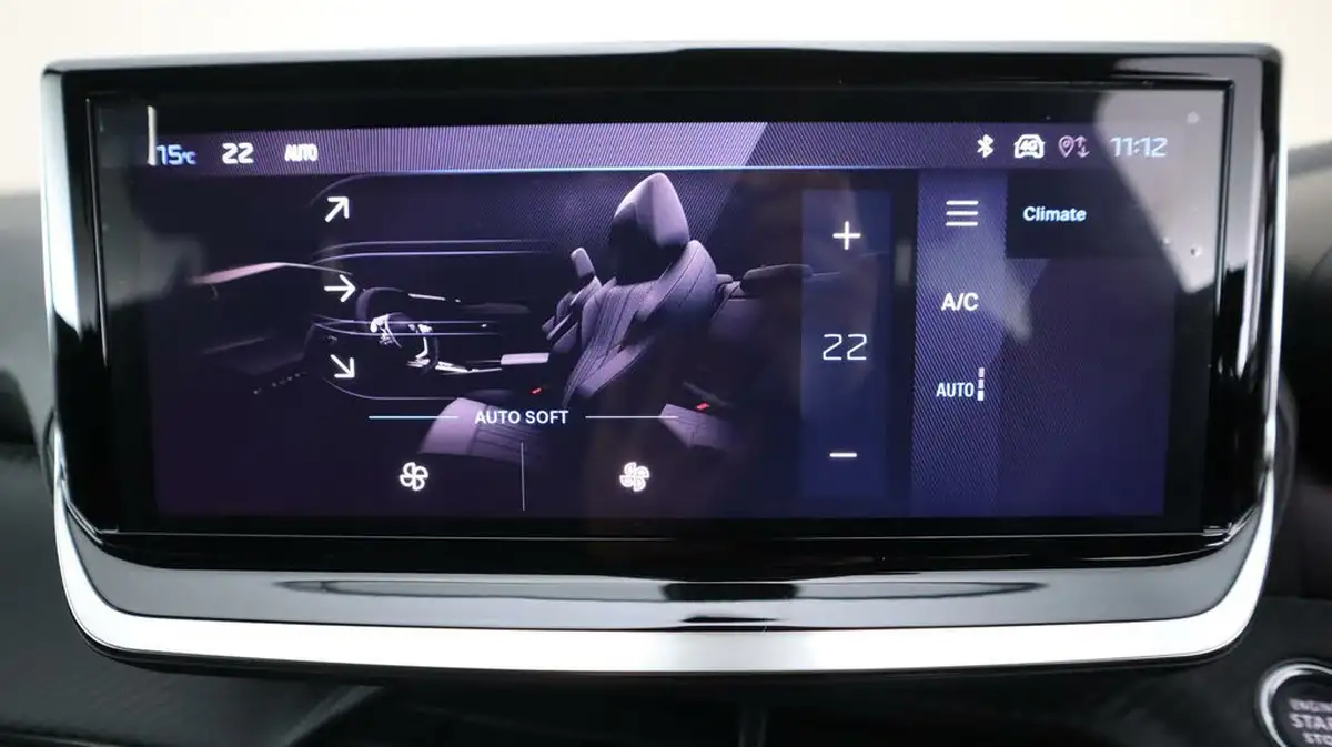 2023-peugeot-2008-suv-12-puretech-allure-big-12