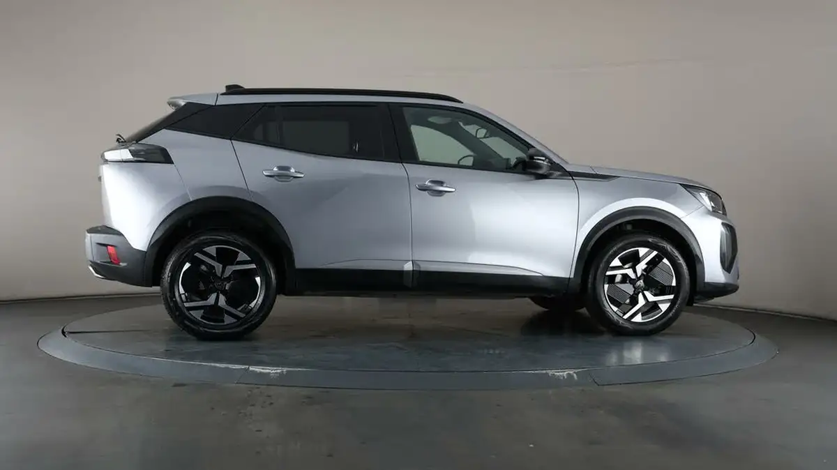 2023-peugeot-2008-suv-12-puretech-allure-big-53