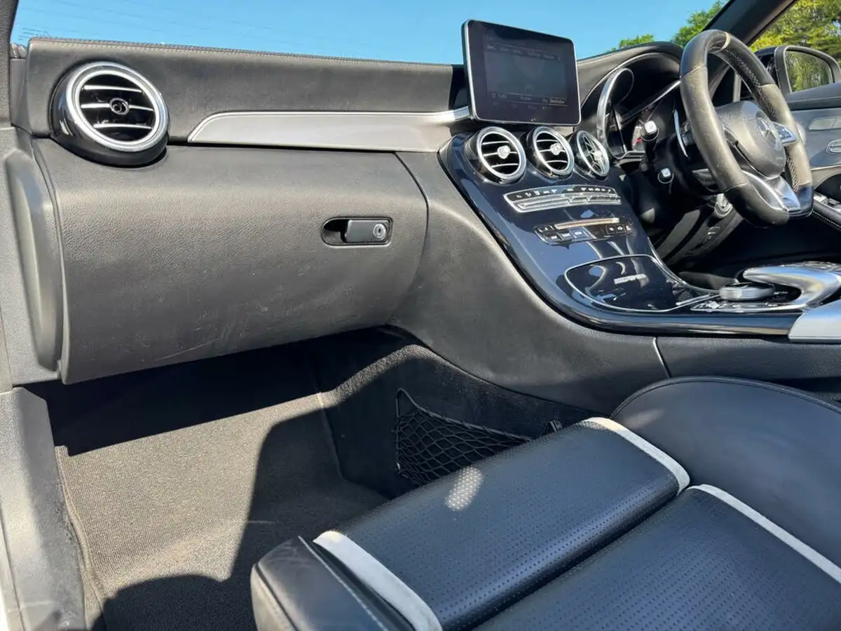 2018-mercedes-benz-c-class-40-c63-amg-s-510ps-premiumss-cabriolet-2d-7g-tronic-plus-big-16
