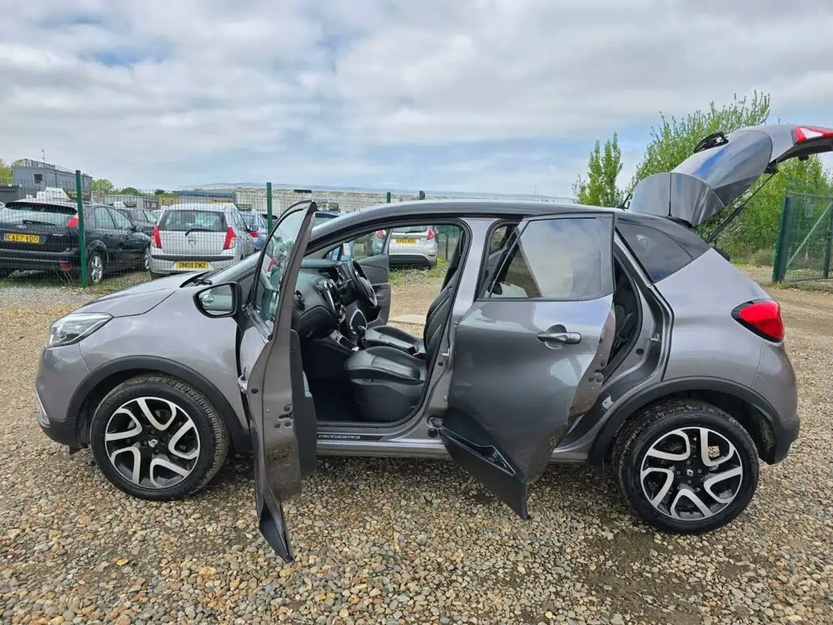 2016-renault-captur-15dci-signature-nav-90bhp-edc-auto-big-11