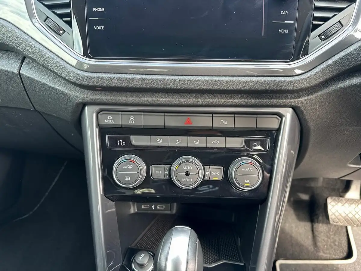 2021-volkswagen-t-roc-15-tsi-sel-dsg-big-21