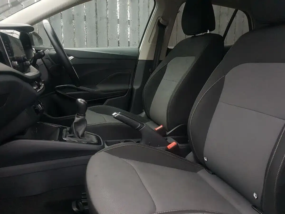 2022-skoda-fabia-10-tsi-colour-edition-109ps-big-4