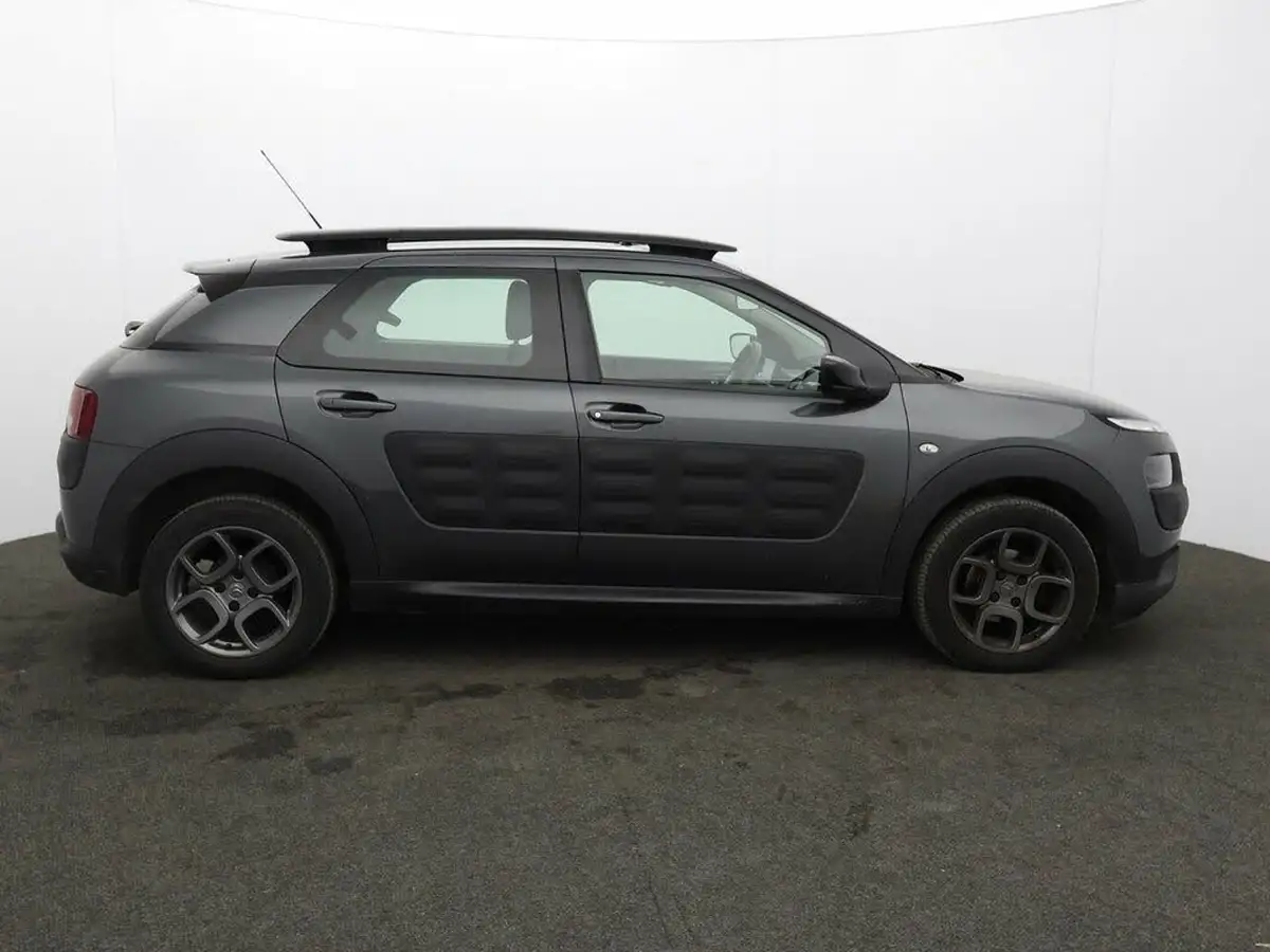 2015-citroen-c4-cactus-16bluehdi-feel-big-7