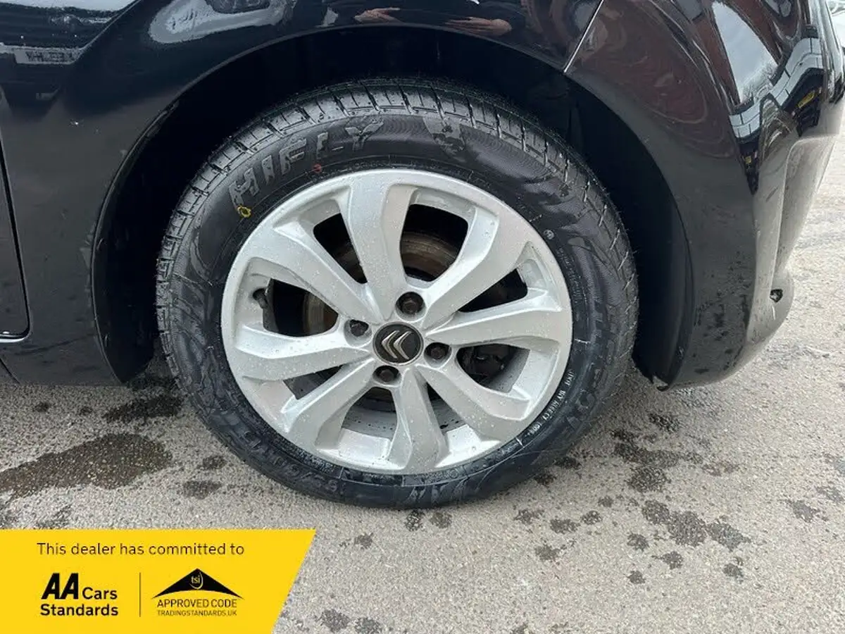 2015-citroen-c1-12-puretech-airscape-flair-5d-big-7