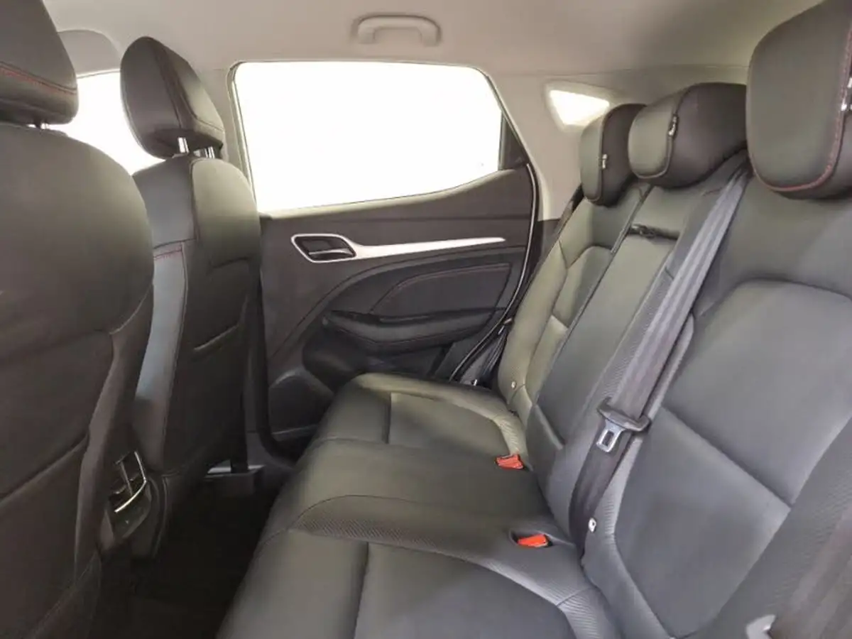 2024-mg-zs-suv-e-trophy-connect-ev-176ps-big-5