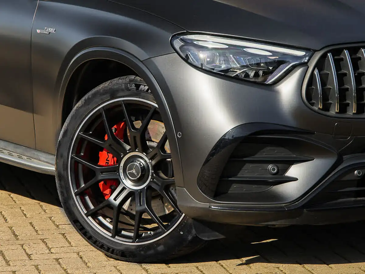 2024-mercedes-benz-glc-class-20-glc-amg-63-s-e-night-edition-premium-plus-suv-big-8