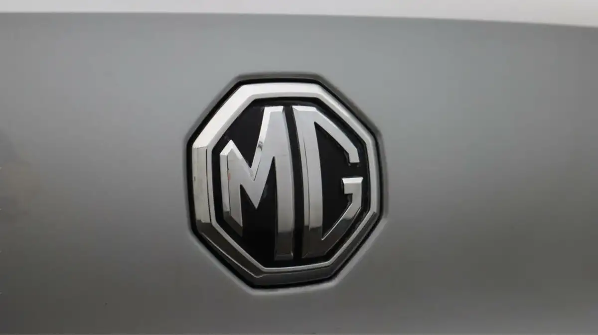 2024-mg-zs-suv-10t-gdi-exclusive-big-21
