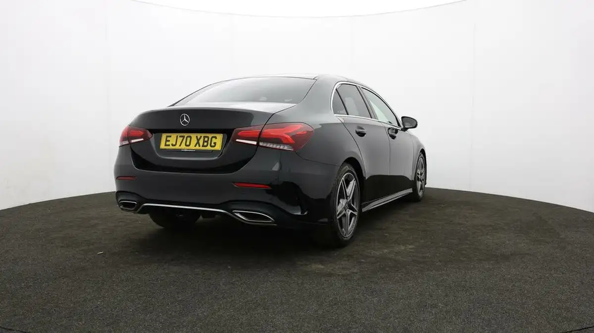 2020-mercedes-benz-a-class-13-a200-amg-line-saloon-4d-7g-dct-big-75