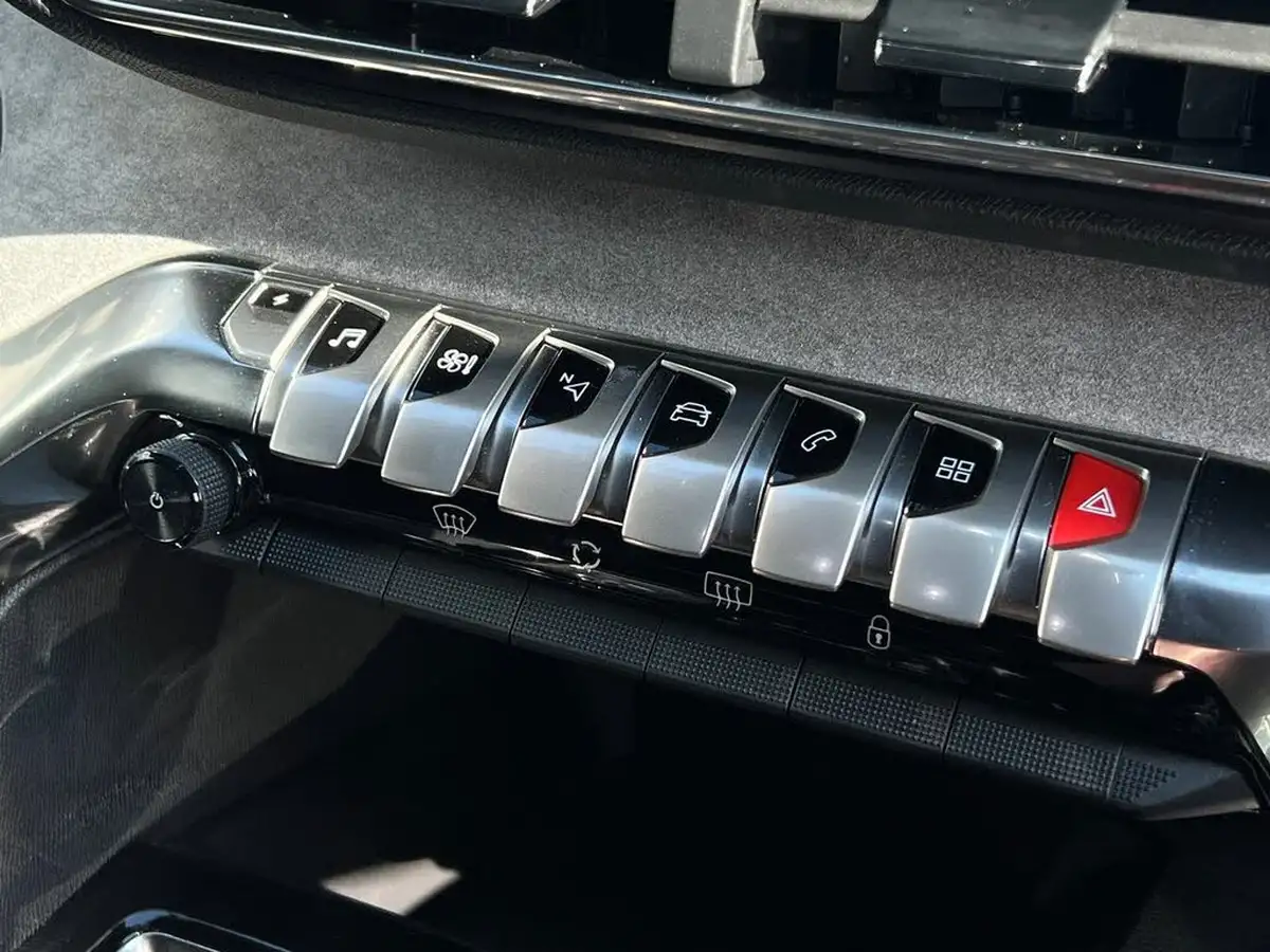 2022-peugeot-3008-suv-16-puretech-gt-premium-225bhp-hybrid-e-eat8-big-34