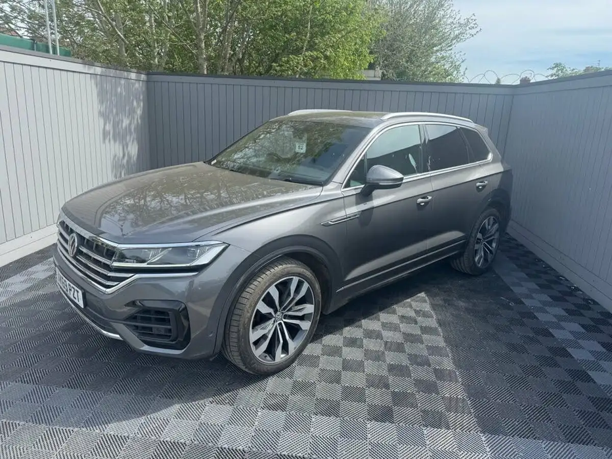 2019-volkswagen-touareg-30tdi-r-line-tech-286ps-big-17