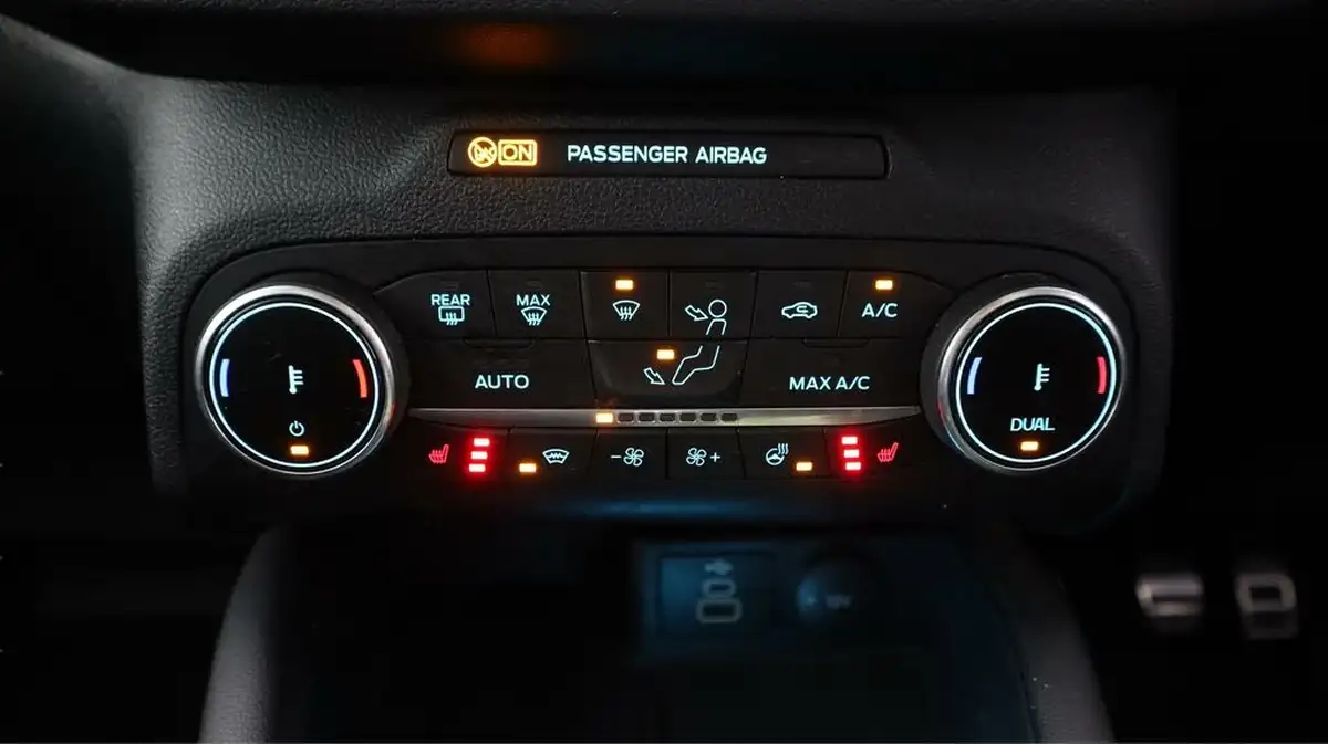 2023-ford-kuga-15t-st-line-x-edition-big-12