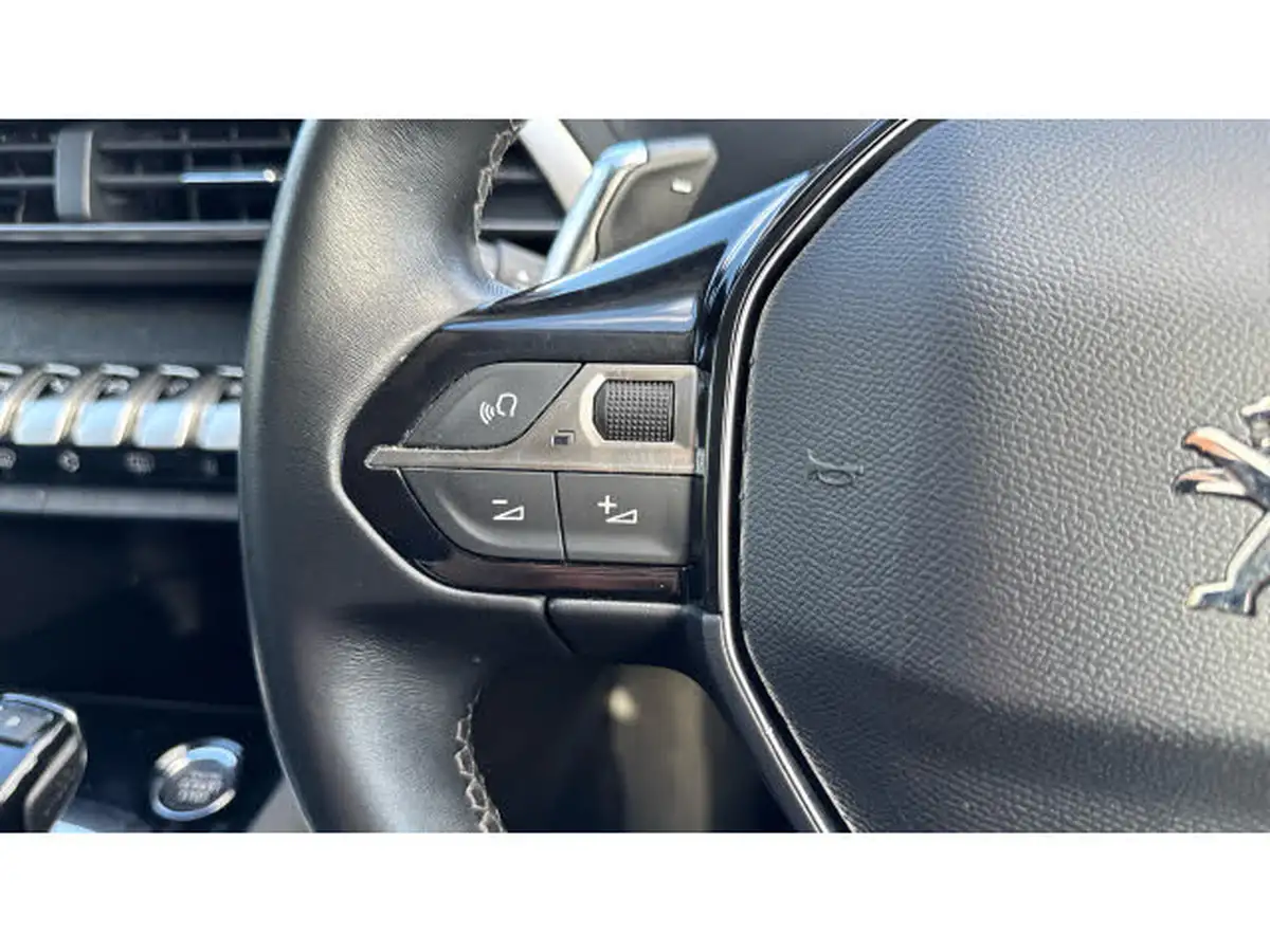 2022-peugeot-3008-suv-16-puretech-allure-premium-300bhp-4wd-hybrid4-big-29