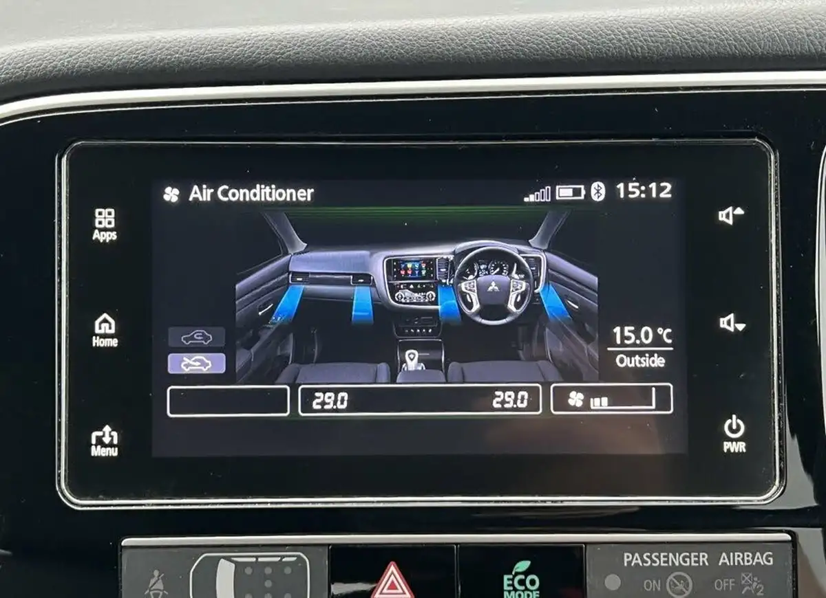 2018-mitsubishi-outlander-24-5h-phev-big-48