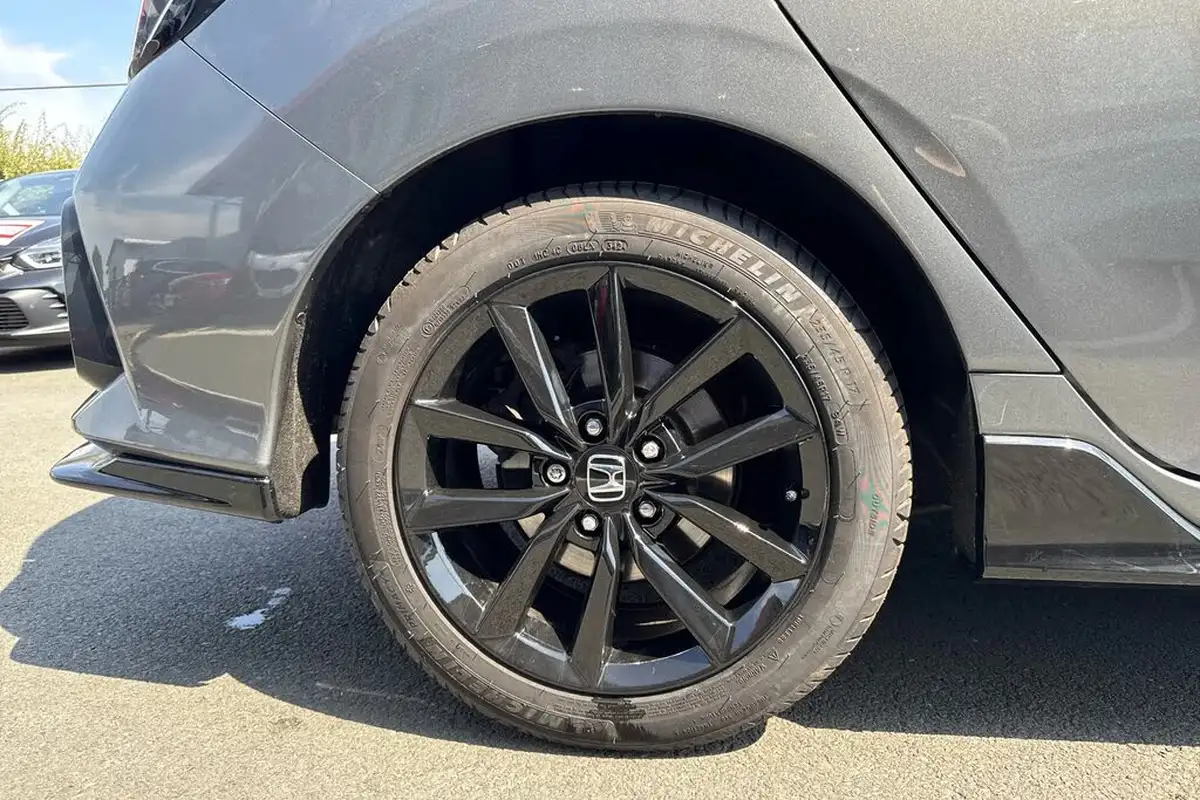 2020-honda-civic-15-vtec-turbo-sport-ss-big-12