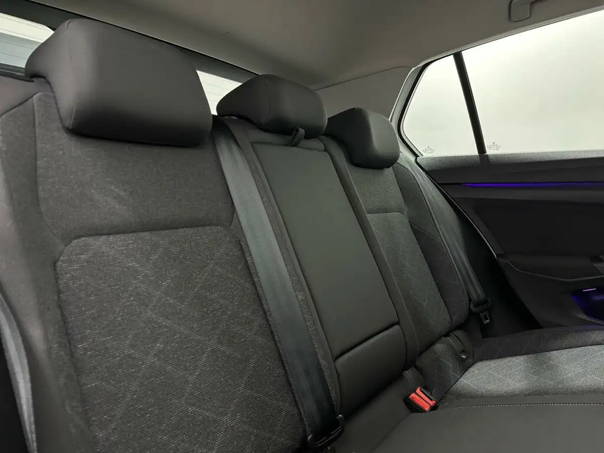 2020-volkswagen-golf-15-etsi-life-150ps-hatchback-big-40