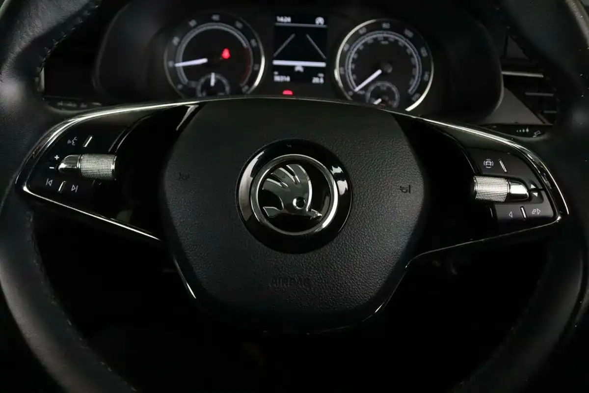 2021-skoda-kamiq-10-tsi-se-95ps-big-17