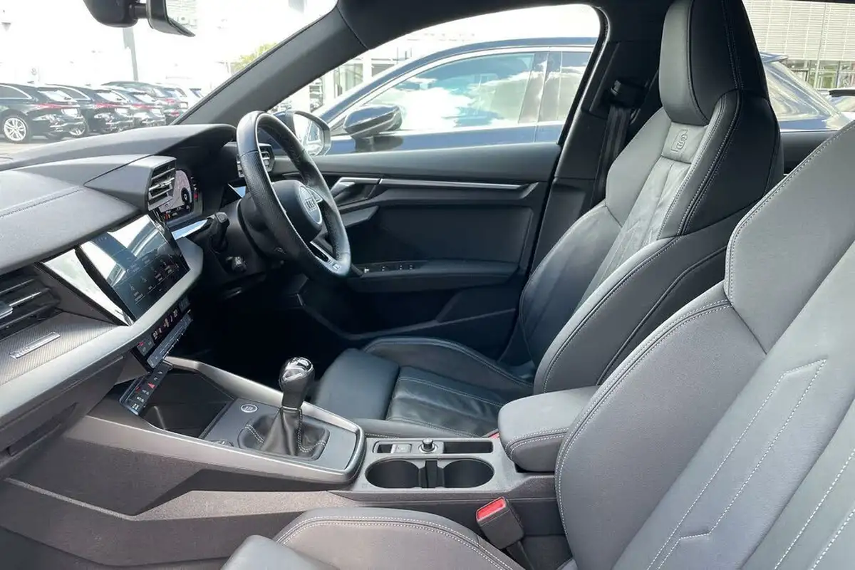 2022-audi-a3-10-30-tfsi-s-line-sportback-5d-big-27