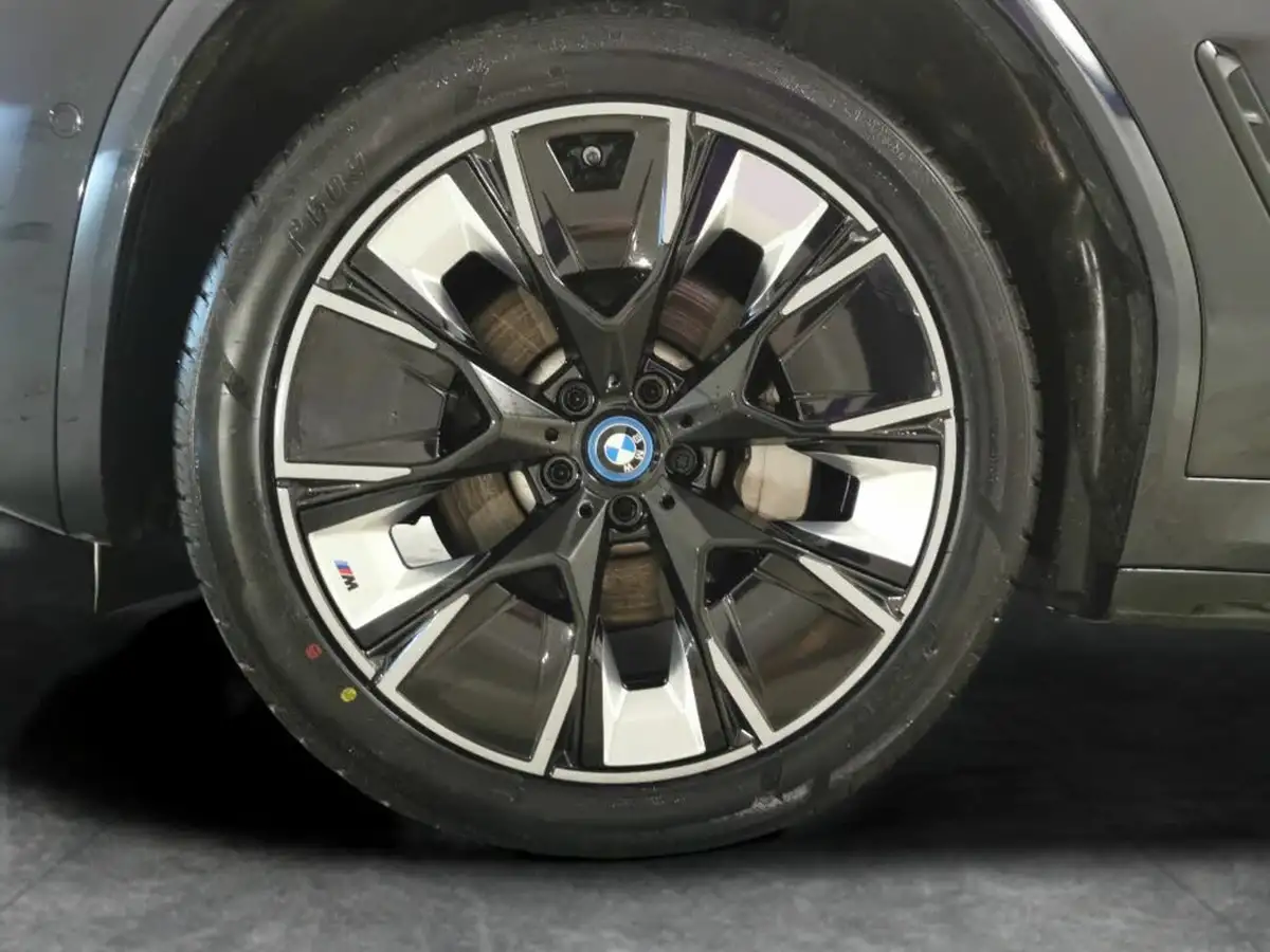 2023-bmw-ix3-e-m-sport-pro-big-23
