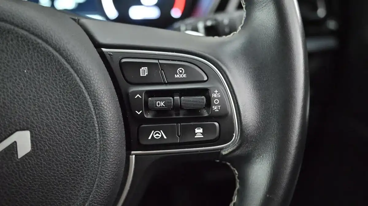 2022-kia-niro-ev-e-2-big-23
