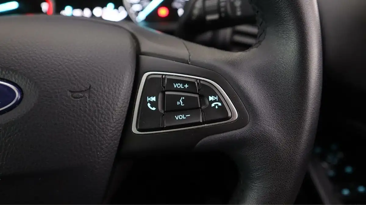 2019-ford-ecosport-10t-titanium-125ps-auto-big-23