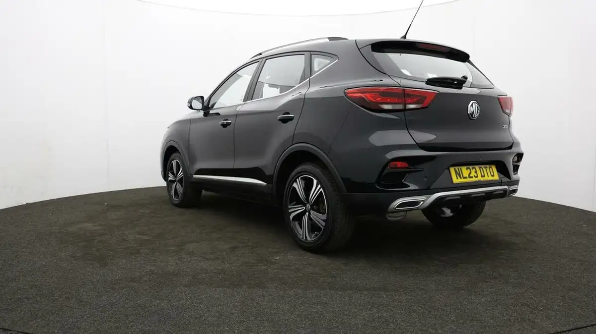 2023-mg-zs-suv-10t-gdi-excite-big-68