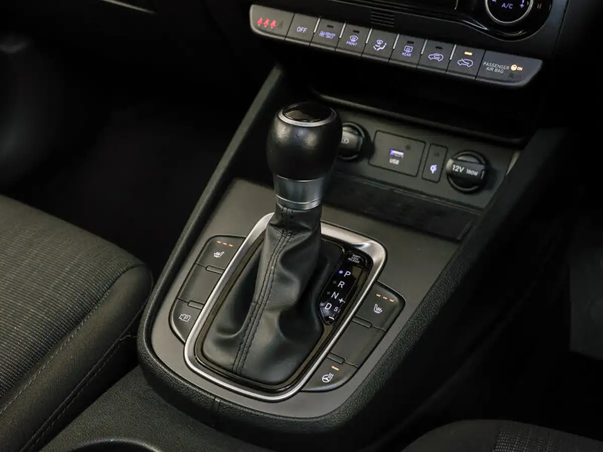 2021-hyundai-kona-16-gdi-premium-hybrid-big-17